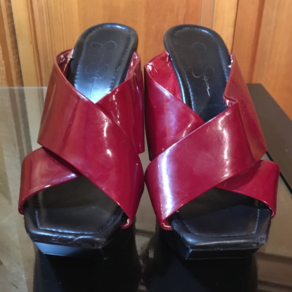 Jessica Simpson red wedges